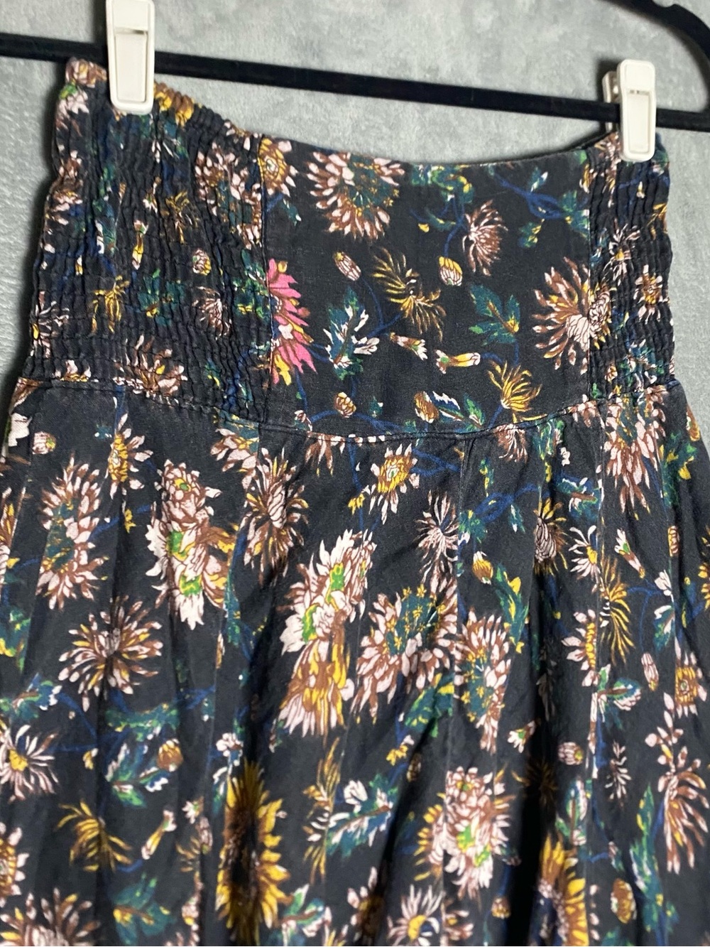 Dark Floral Handkerchief Hem Skirt asymmetrical size XS/ small lagenlook boho - Picture 2 of 9